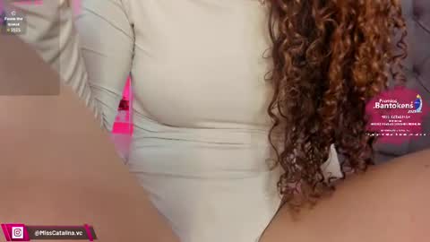 miss_catalinaa online show from August 11, 1:46 pm