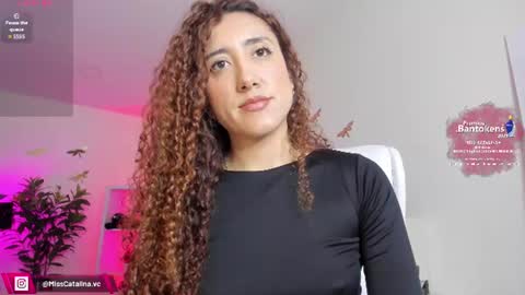 miss_catalinaa online show from August 14, 1:48 pm