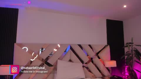 Natalia Aristizbal online show from August 7, 11:54 am
