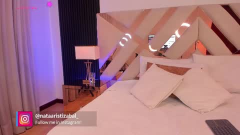 Natalia Aristizbal online show from August 10, 12:39 pm