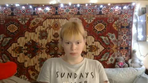 Elis online show from July 24, 1:47 pm