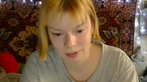 Elis online show from July 28, 11:38 am