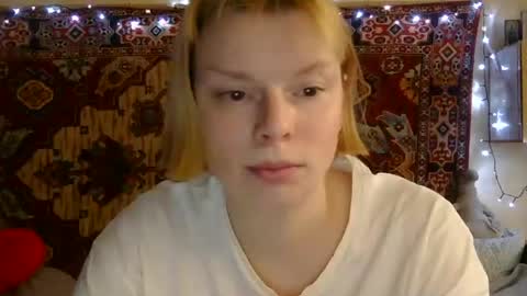 Elis online show from August 3, 11:17 am