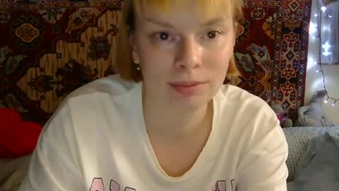 Elis online show from August 5, 12:58 pm