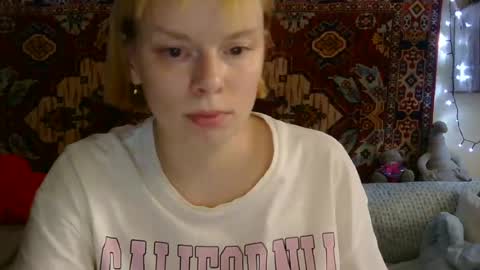 Elis online show from August 5, 2:04 pm