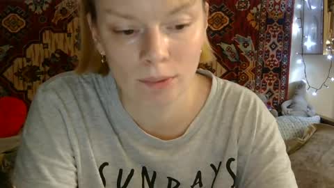 Elis online show from August 11, 11:23 am