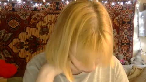 Elis online show from August 13, 2:09 pm
