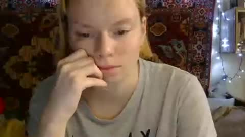 Elis online show from August 17, 11:26 am