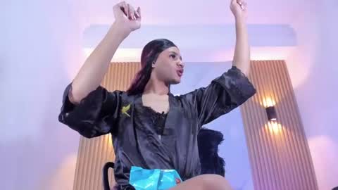 miss_emilystar online show from August 12, 7:38 pm