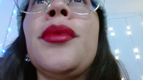 Miss Evoleth online show from August 8, 9:09 am