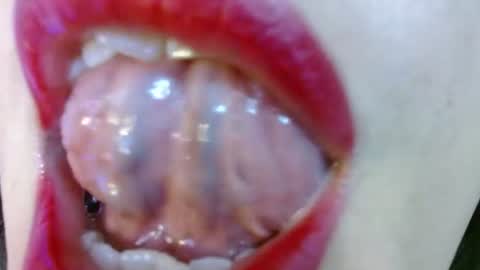 Miss Evoleth online show from August 12, 8:16 am