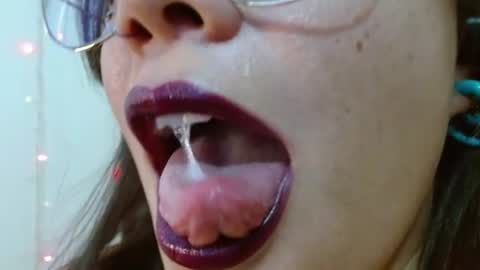 Miss Evoleth online show from August 13, 3:04 pm