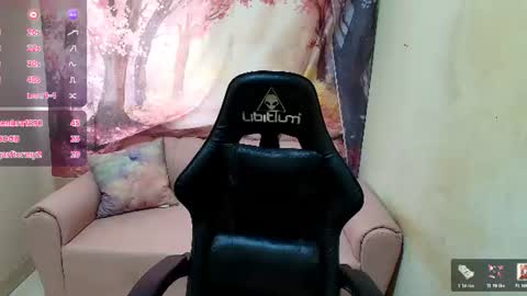 miss_helensexy online show from August 14, 5:38 pm