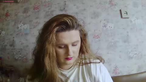 Miss Iriss online show from May 13, 1:55 pm