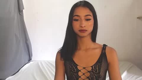 miss_isa_00 online show from August 7, 7:58 pm