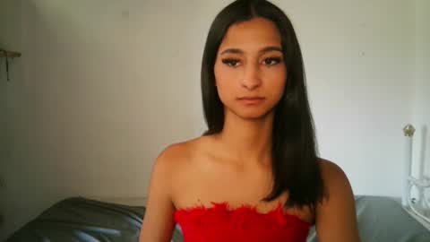 miss_isa_00 online show from August 14, 6:55 pm