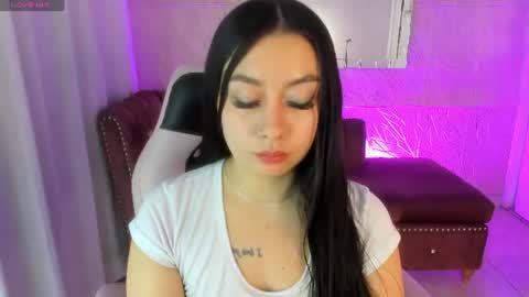 Isabella online show from August 5, 3:21 pm