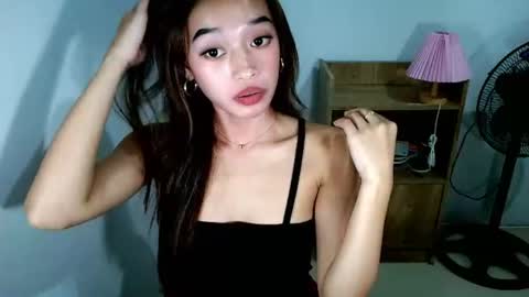 miss_j222 online show from July 23, 2:41 pm