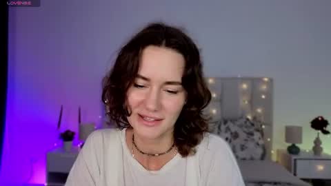 miss_juliaa_ online show from September 2, 6:32 pm
