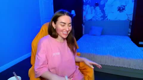 miss_kiten online show from July 28, 1:00 am