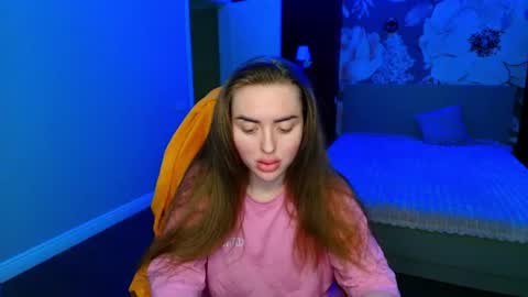 miss_kiten online show from August 7, 9:48 pm