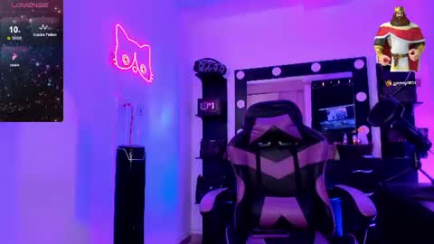 Miss Kittyn online show from August 3, 10:28 pm