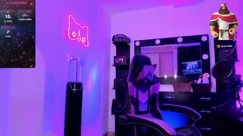 Miss Kittyn online show from August 11, 12:01 am