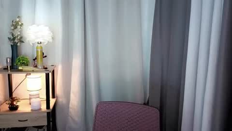 miss_kyrstyn online show from July 24, 11:24 am