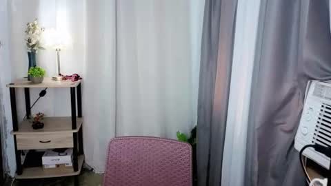 miss_kyrstyn online show from August 6, 10:31 pm