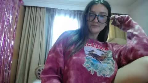 lilieth  online show from August 8, 8:53 pm