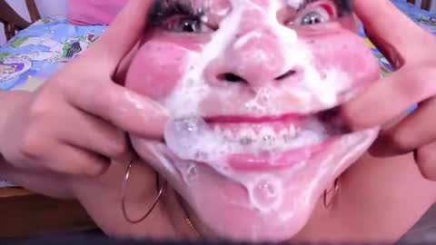 miss_lucyla online show from August 13, 1:14 pm