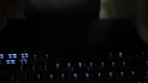 Mahira online show from August 12, 4:37 am