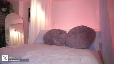 Alejandra online show from August 14, 1:31 am