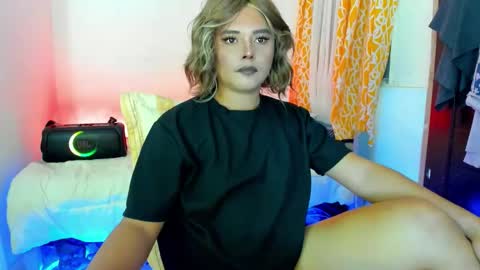 miss_sabrinaxx online show from March 25, 2:34 pm