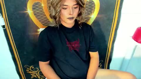 miss_sabrinaxx online show from March 26, 1:04 pm