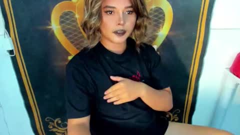 miss_sabrinaxx online show from March 26, 3:27 pm