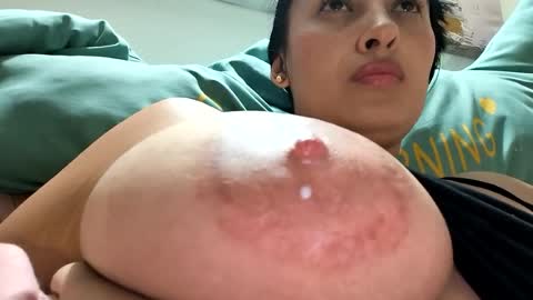 intagram miss selene59 online show from August 11, 1:51 am