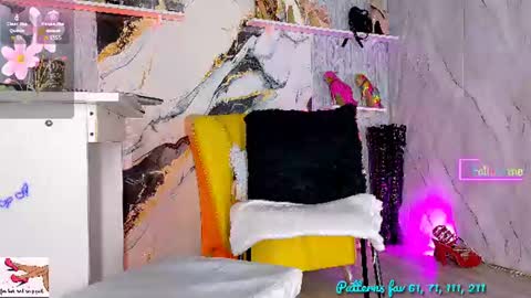 Shannell online show from August 15, 2:32 pm