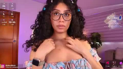 Amy Olivera online show from August 13, 7:39 pm