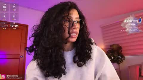 Amy Olivera online show from August 14, 1:04 pm