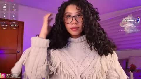 Amy Olivera online show from August 18, 12:55 pm