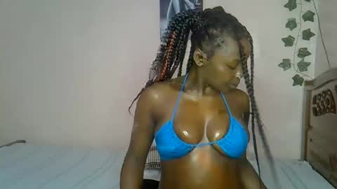 miss_staceyy online show from May 25, 10:50 am