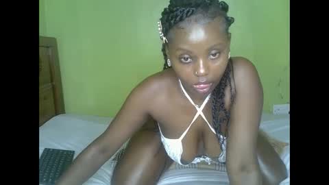 miss_staceyy online show from June 9, 12:00 pm