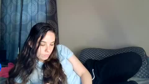 Bella online show from June 26, 6:22 pm