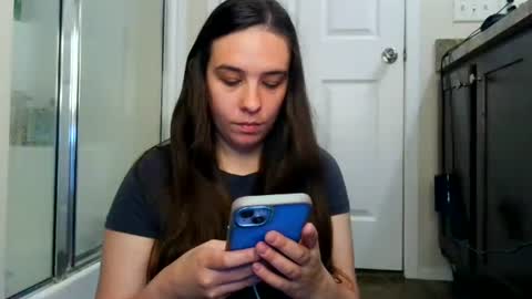 Bella online show from July 3, 1:29 am