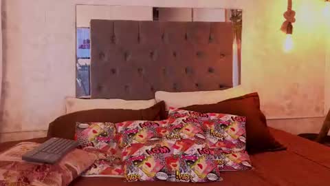 susan online show from August 8, 11:16 pm