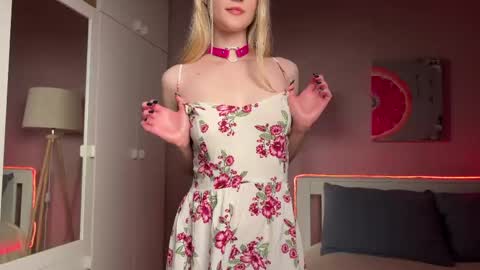 Emily online show from May 20, 8:15 am