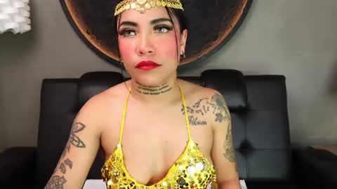 Vaiolette online show from August 15, 1:26 pm