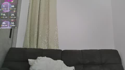 hanna    online show from August 14, 12:03 am