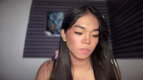 miss_veron_xoxo online show from May 10, 7:38 pm